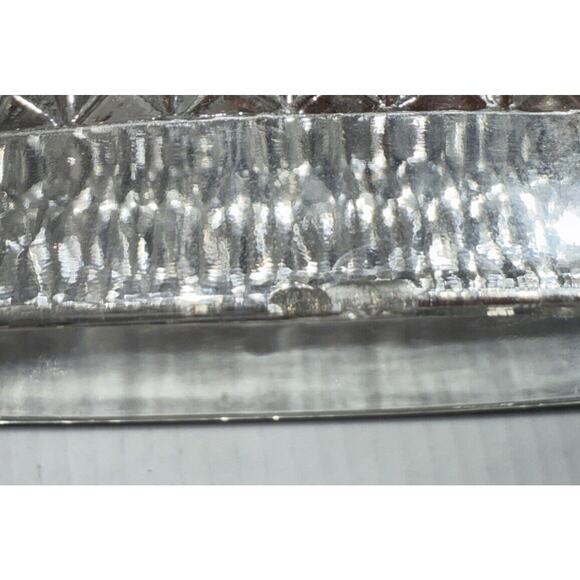 Indiana Glass Diamond Point Oval Butter Dish with Lid 9" x 6" x 5.5" CHIP ON LID - Picture 6 of 7